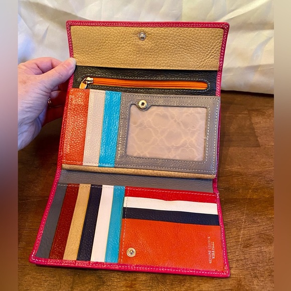 💥Daniela Moda Wallet💥 - Picture 5 of 10